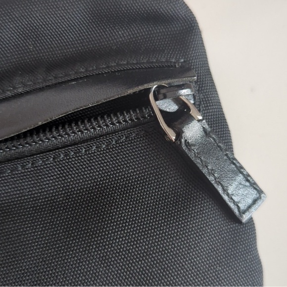 VINTAGE GUCCI Waist / Bum Bag - Black / Logo - Picture 12 of 14